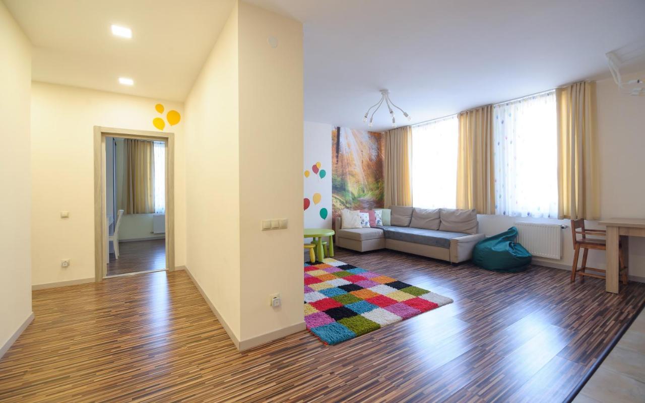 Colored Balloons - 3 Bedrooms, 3 Bathrooms, Equipped Large Apartments ลวีฟ ภายนอก รูปภาพ