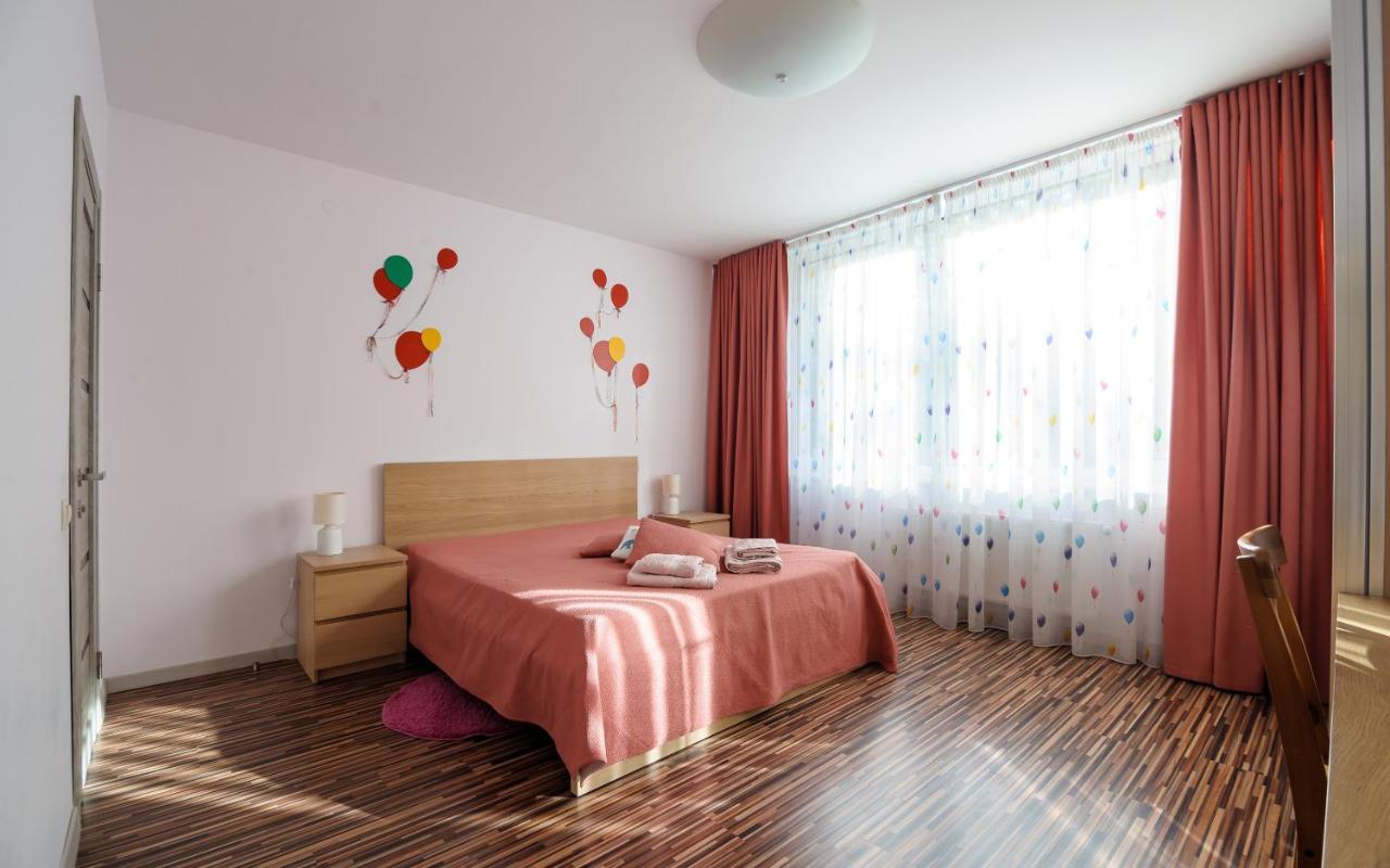 Colored Balloons - 3 Bedrooms, 3 Bathrooms, Equipped Large Apartments ลวีฟ ภายนอก รูปภาพ